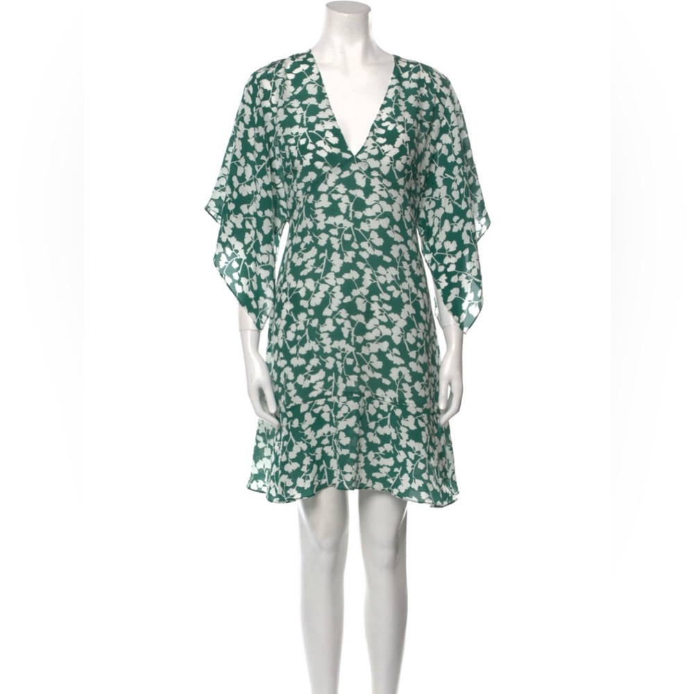 Lewit Evergreen Gingko Ruffle Floral Silk Shift Dress